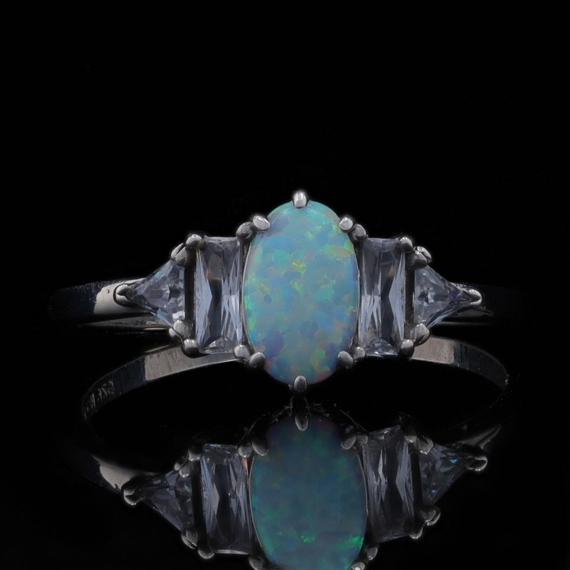 Sterling Silver Lab-Created Opal Cubic Zirconia Ring – 925 Oval Cabochon 1.62ctw