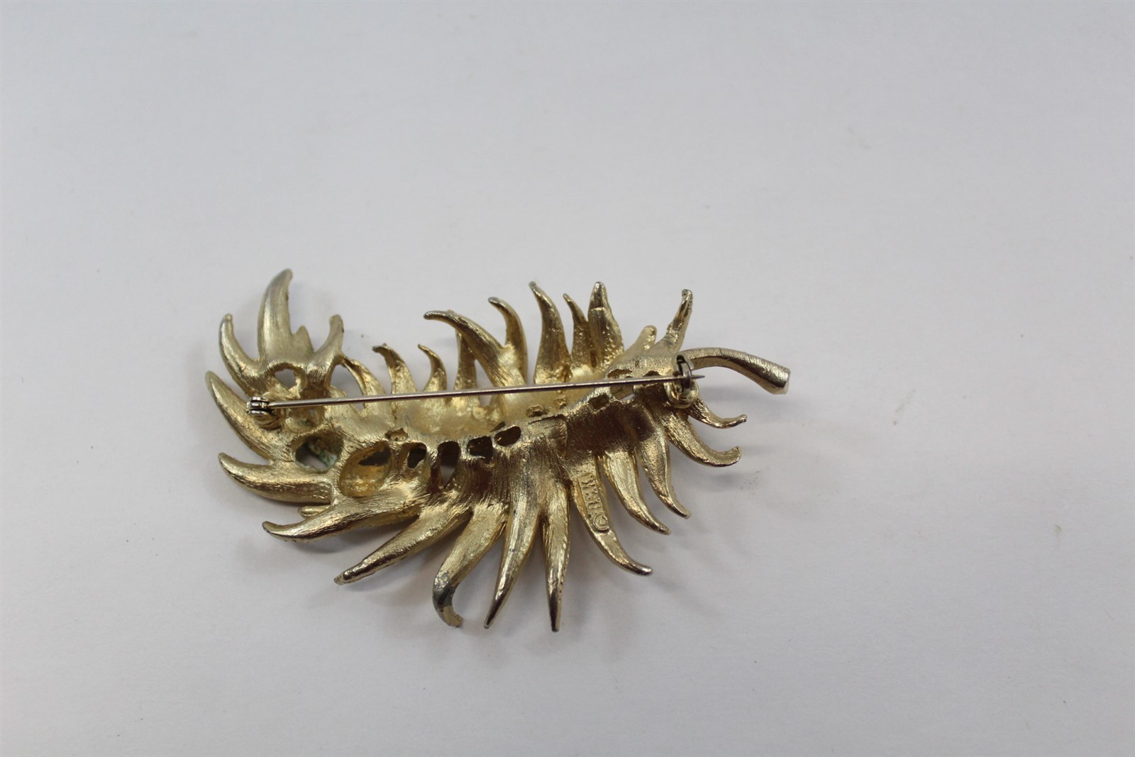 Brooch Fern Leaf Gold-Tone Alloy Signed B.S.K. 3 1/4″ Long Vintage