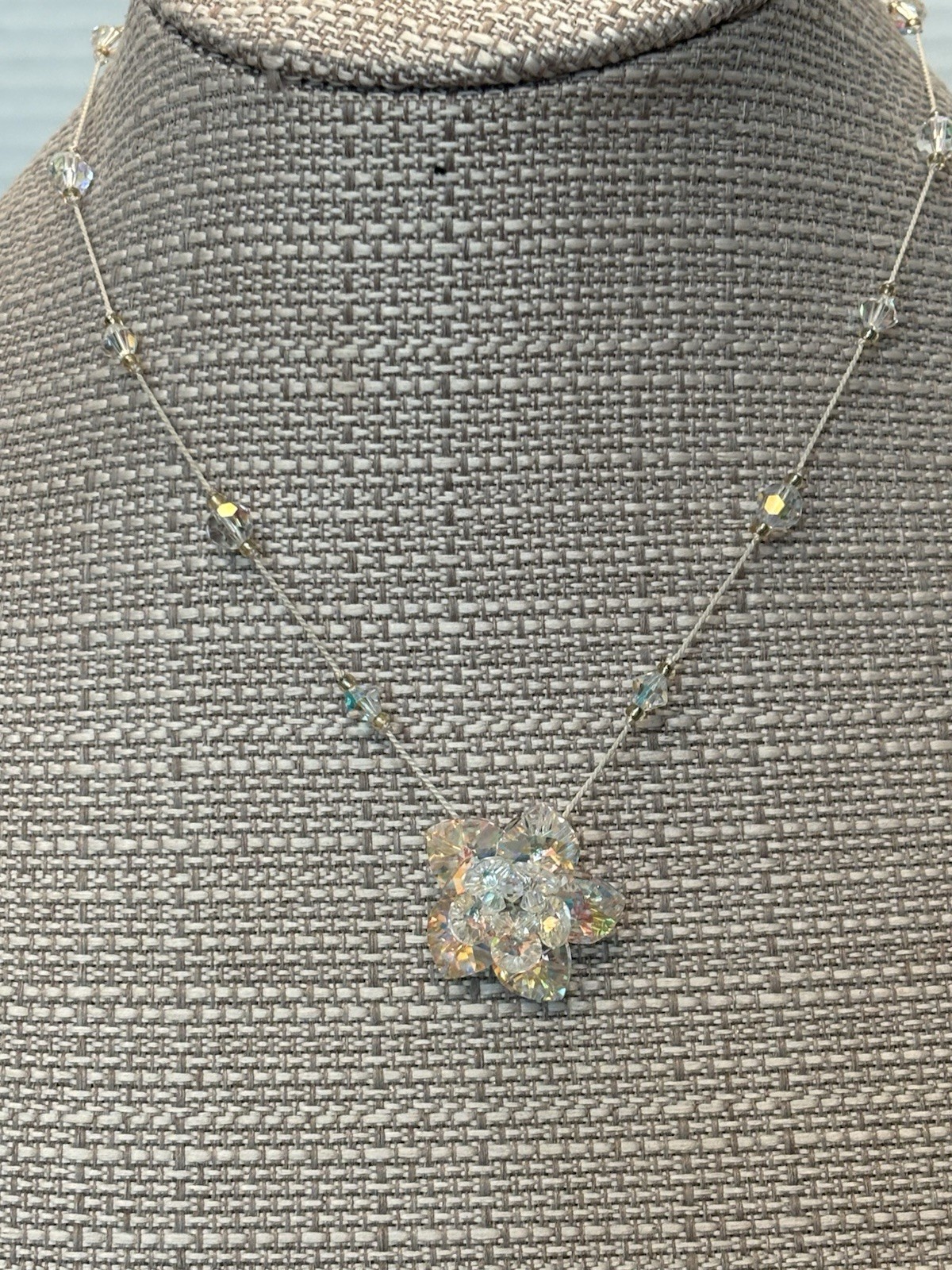Flower Aurora Borealis Austrian Crystal Necklace 16” Color Changes ￼￼