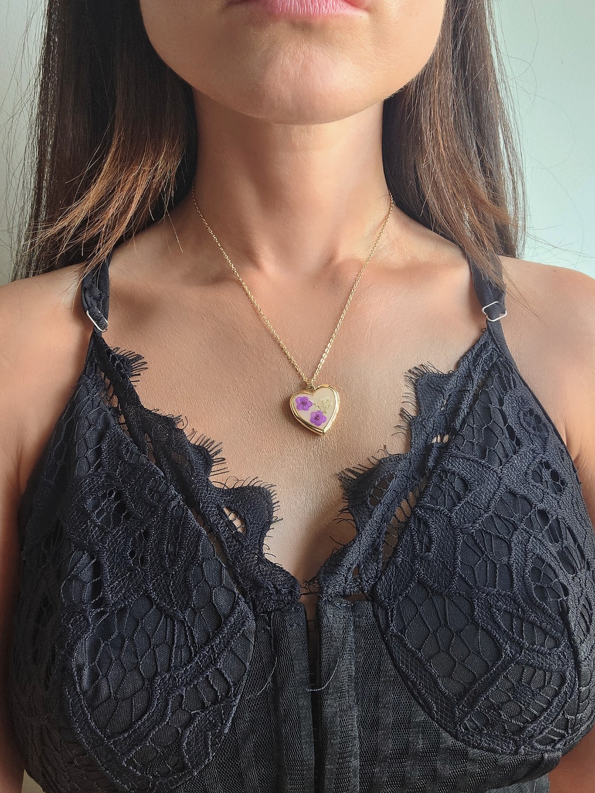Gold Heart Locket Necklace Vintage 14k Pressed Flower Birthday Gifts for Women
