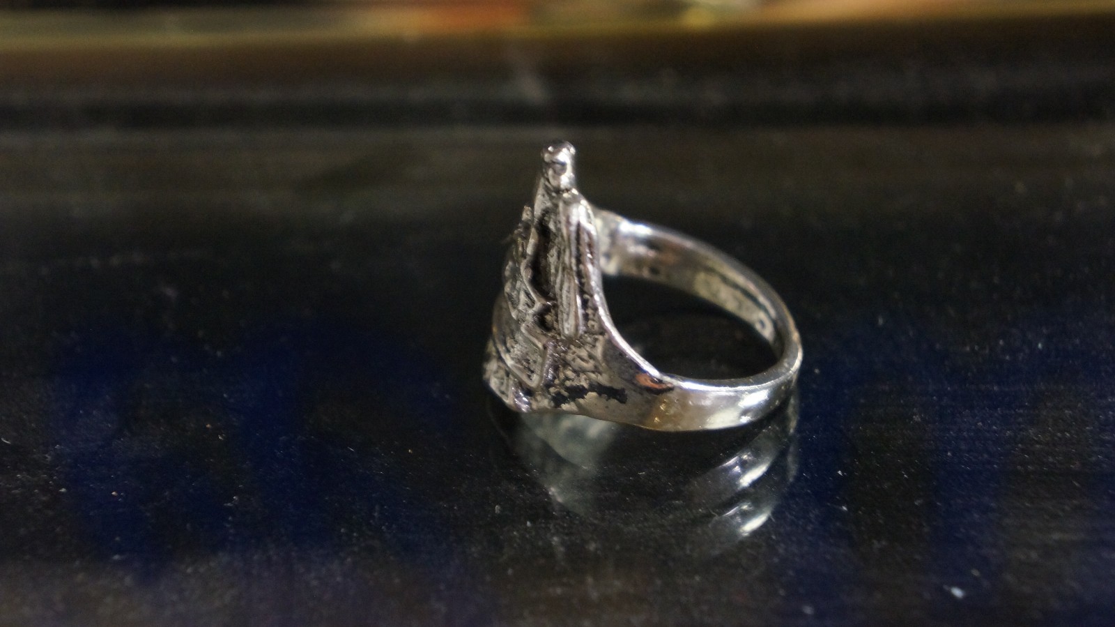 BIKER BASE METAL EAGLE ON ROCK RING