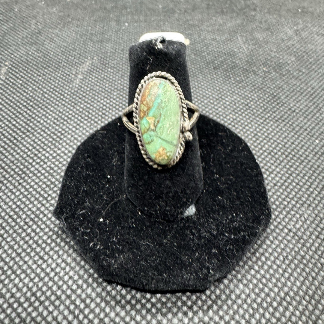 Vintage Sterling Silver Green Turquoise Oval Ring Southwestern Size 7 Unmarked