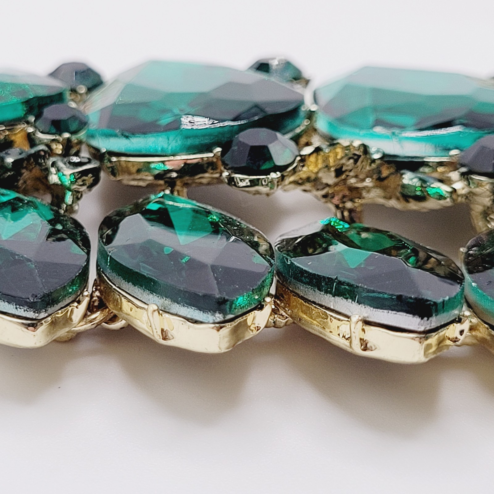 Christina Collection Green Faceted Glass Rhinestone Gold Tone Formal Necklace