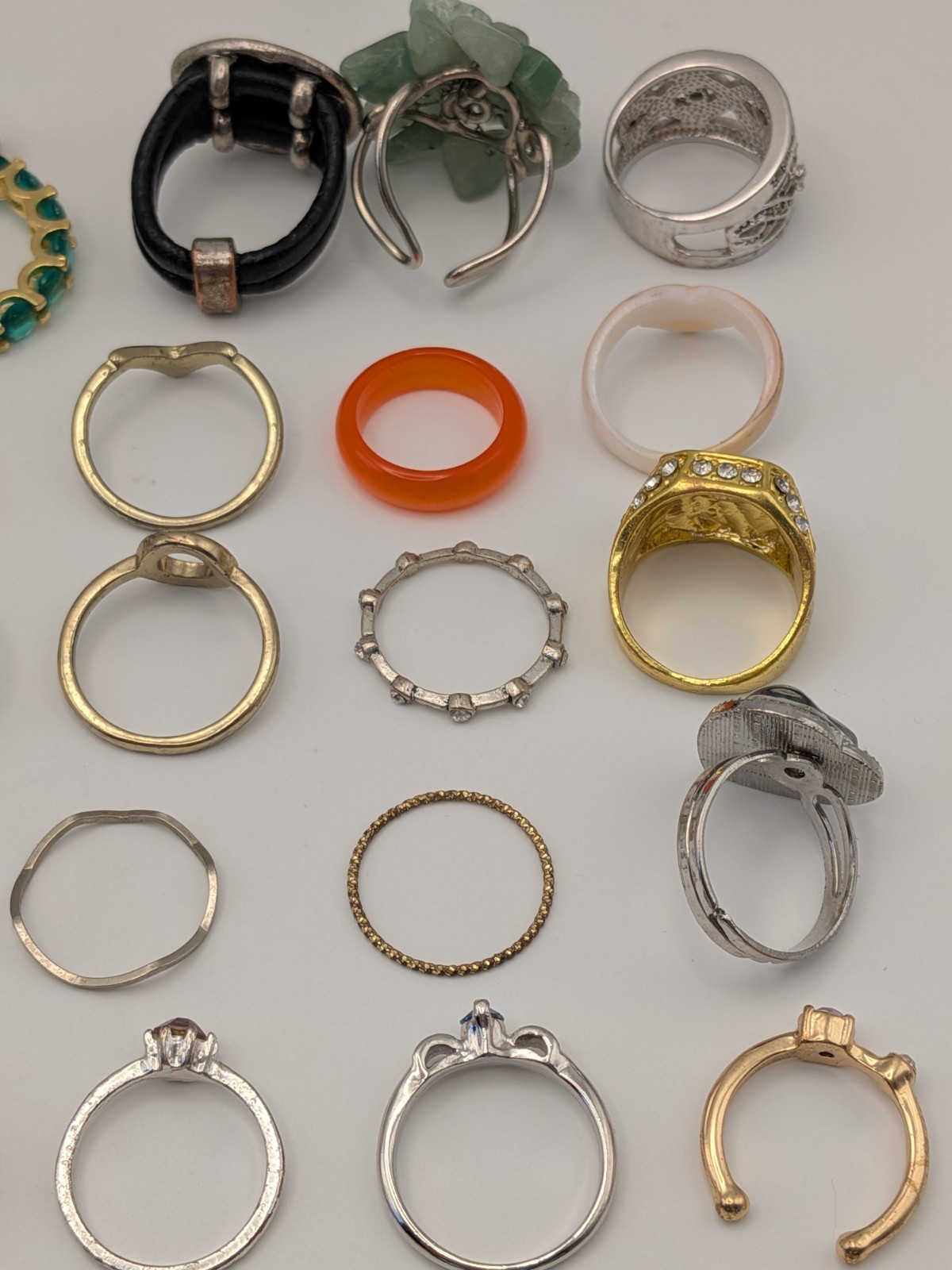69 Junk/Costume Rings – Various Sizes, Metal, Rhinestones