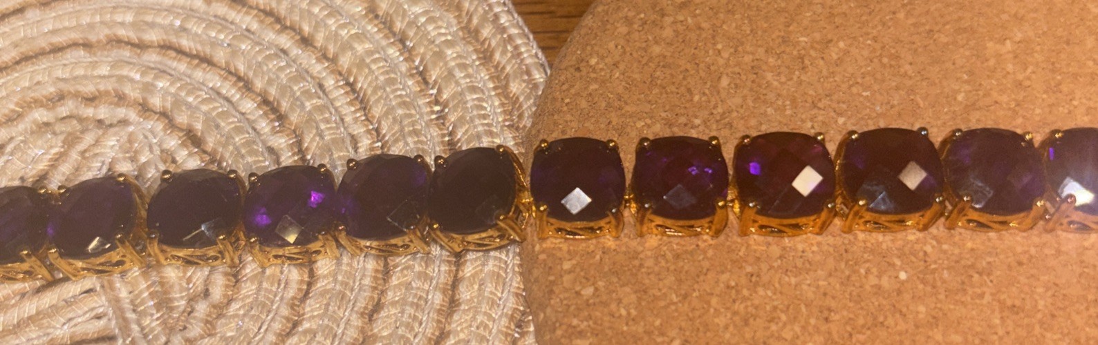 Elegant 7-Inch Gold-Tone Purple Stone Link Bracelet 925