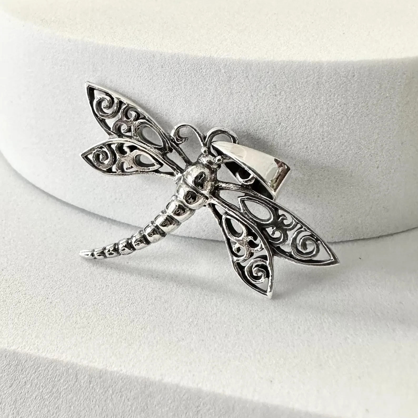 Handcrafted 925 Sterling Silver Dragonfly Flying Insect Pendant/Necklace