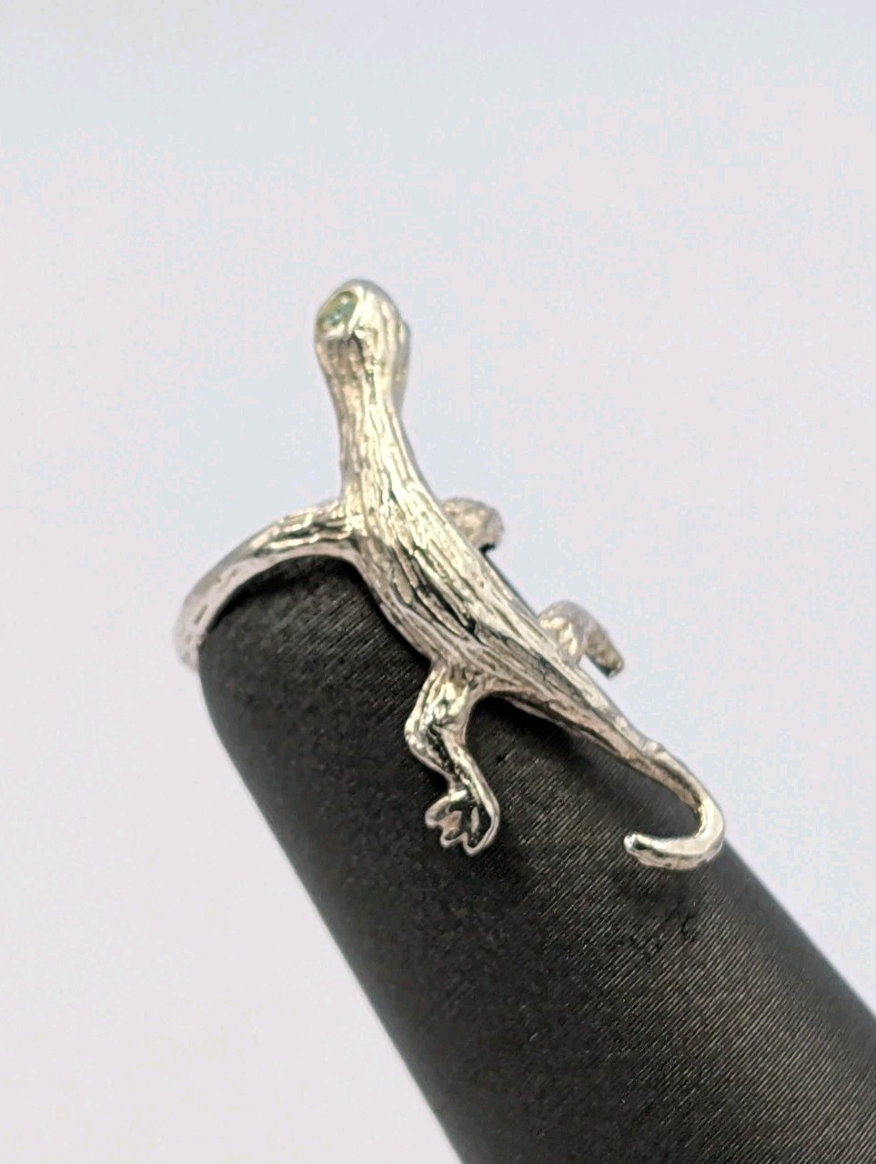 Sterling Silver Blue Crystal Eyed Lizard Gecko 925 Right Earring Ear Cuff – 1.5g