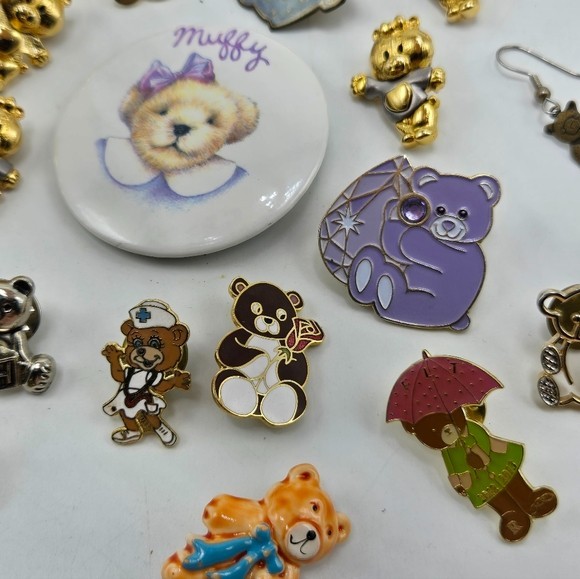 Lot of 31 Teddy Bear Lapel Pins Earrings Muffy Ceramic Enamel Cloisonne Children