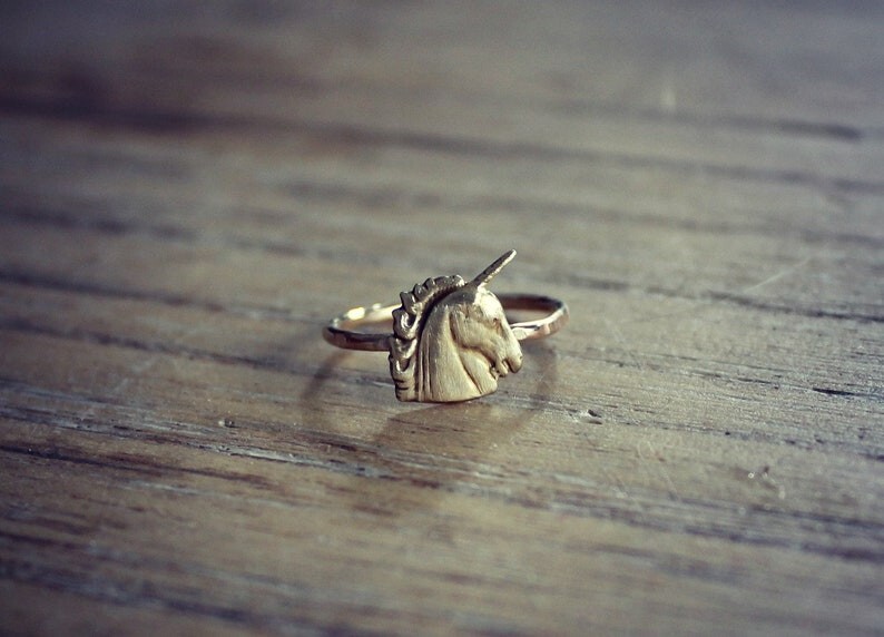 Handcrafted Unicorn Head Ring – Unique Gold Unicorn Design for Mythical Jewelry
