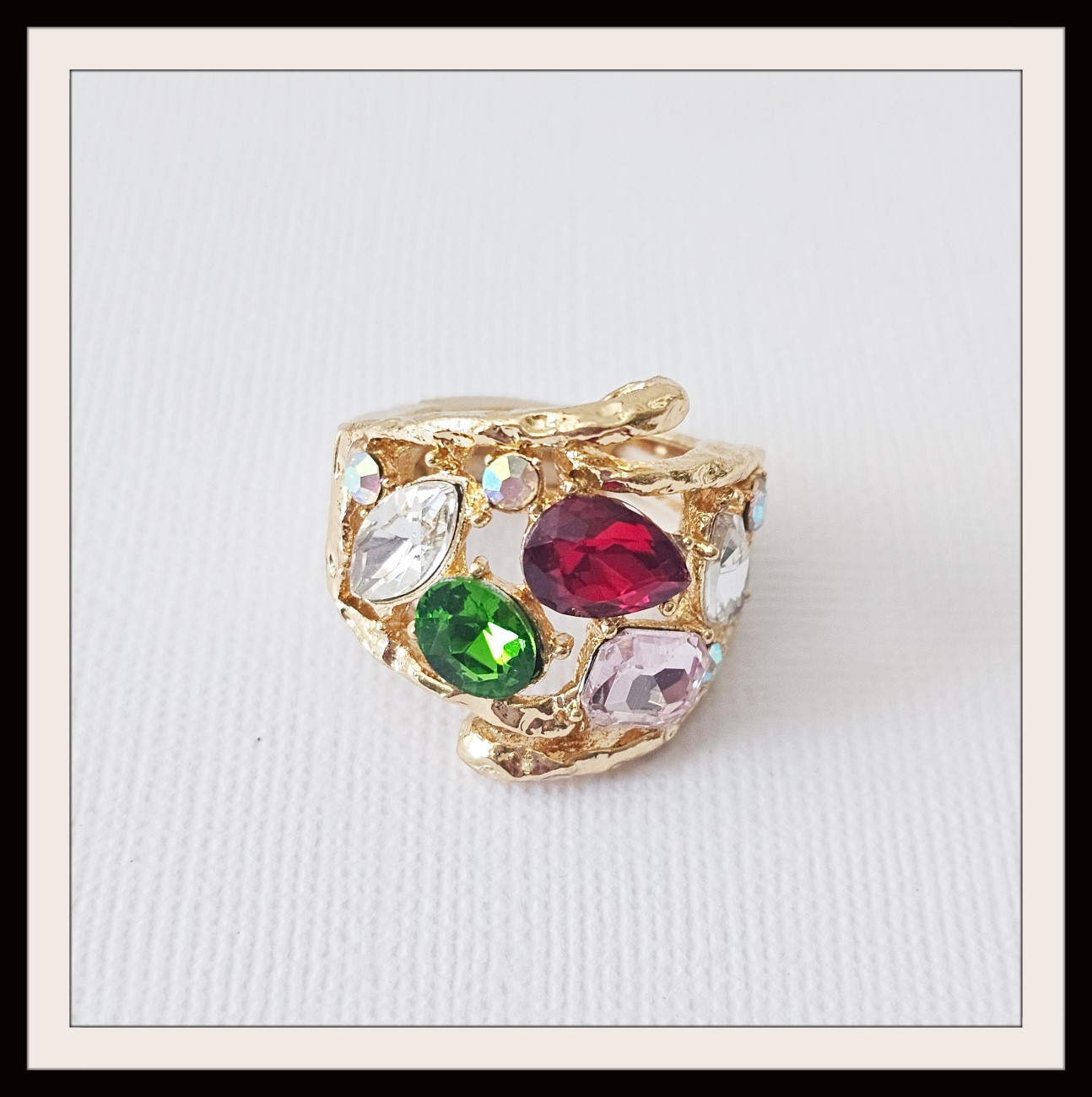 Crystal Cluster Pink Green Red Clear Stretch Ring Gold Plated STUNNING