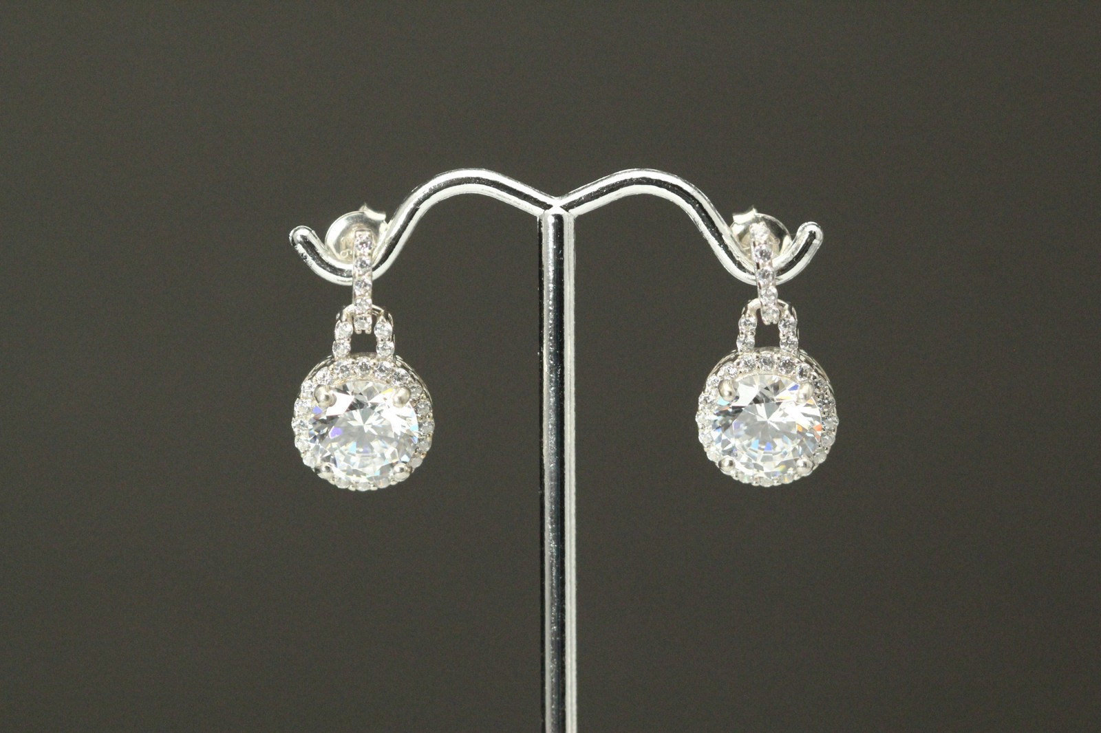 925 Sterling Silver Cubic Zirconia Halo Post Earrings 5.6 Grams (EAR5847)