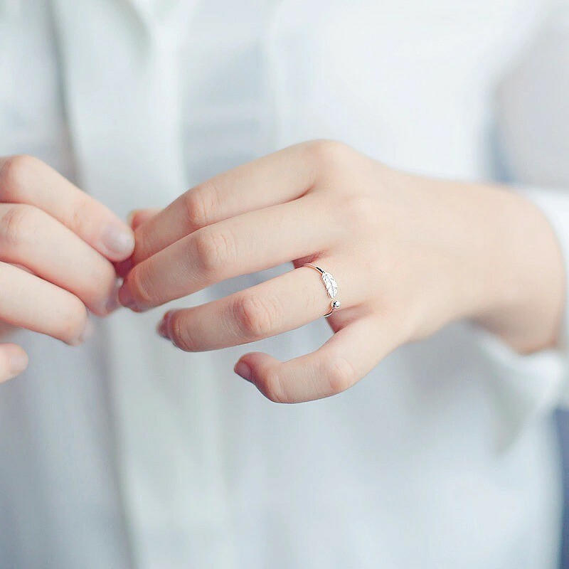 Simple Fashion Silver Color Cute Elegant Feather Adjustable Ring. For Women Part