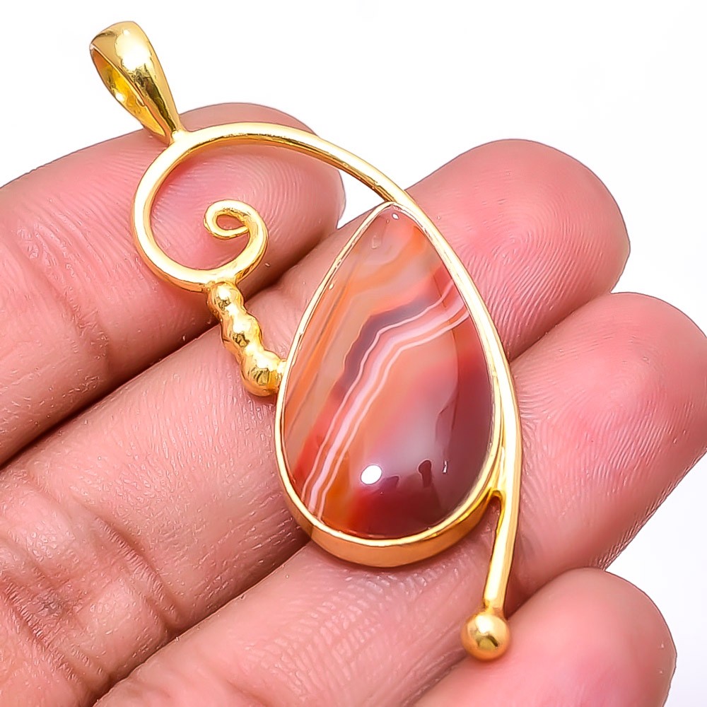 Banded Carnelian – Brazil Gold Plated 925 Sterling Silver Pendant 2.15″ P47