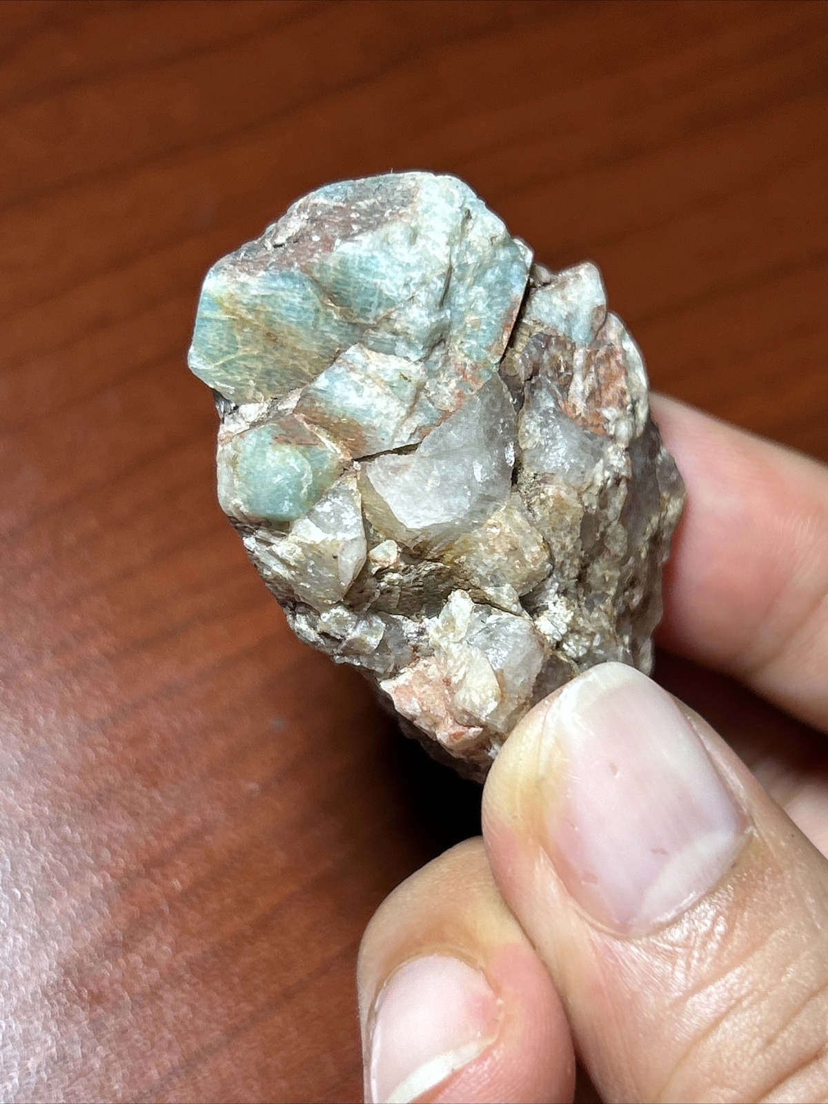Emerald crystal specimen from Muzo, Colombia 43.5 grams