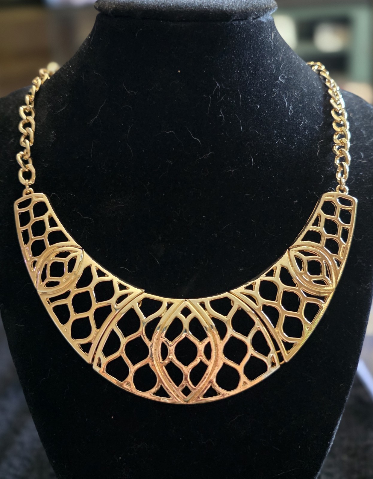Apt 9 Gold Tone Collar , Bib Necklace