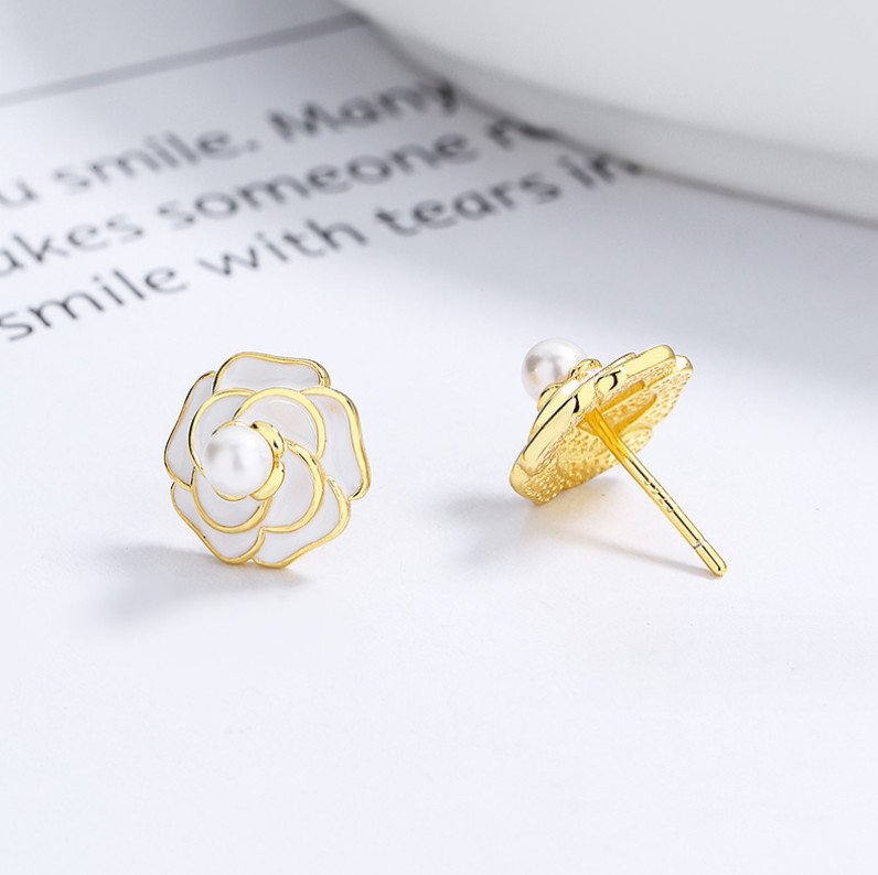Dainty Camellia Pearl Flower Floral Sterling Silver Stud Earrings 10mm Gift K18