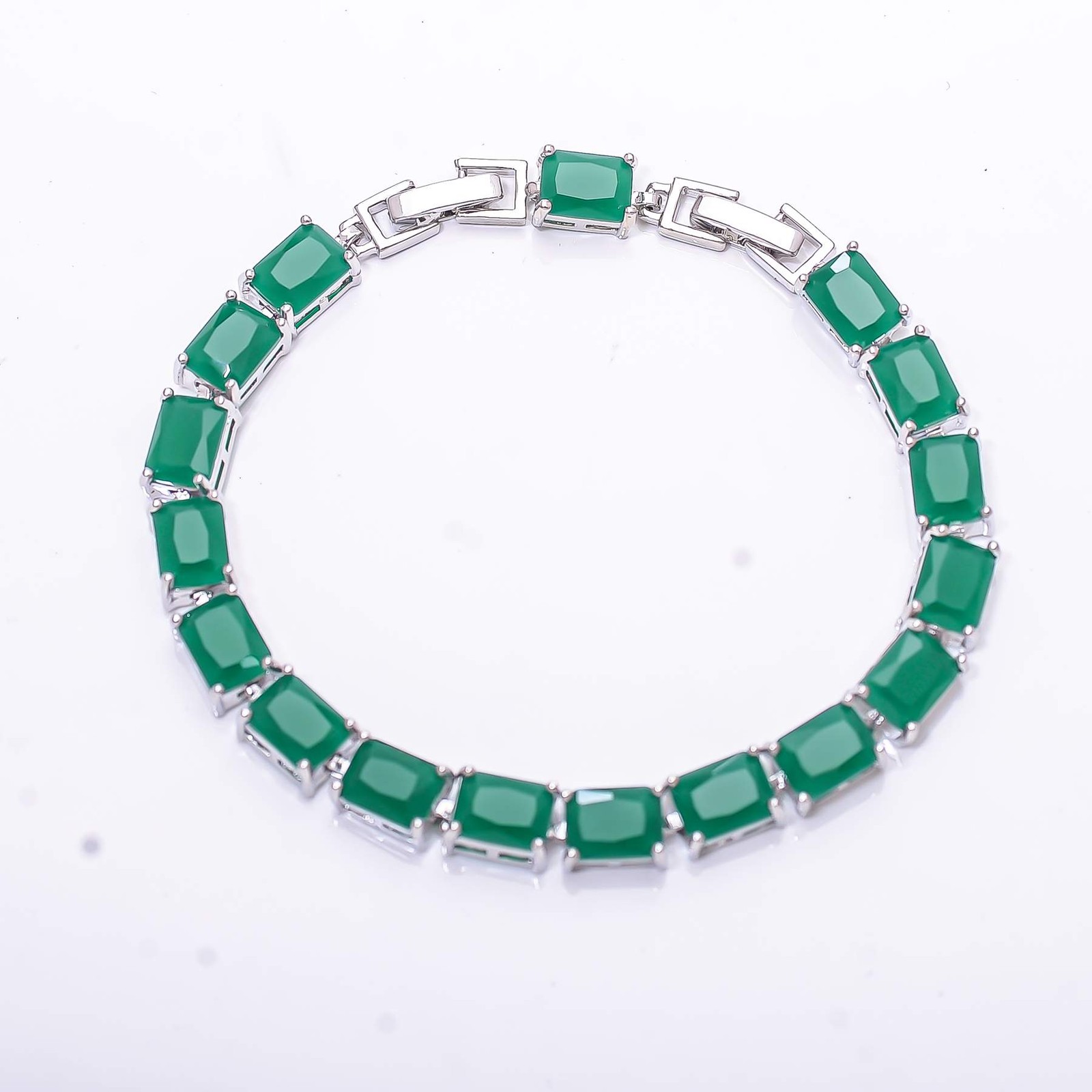 Emerald Simulated 925 Sterling Silver Tennis Bracelet 7.99″ B3468518