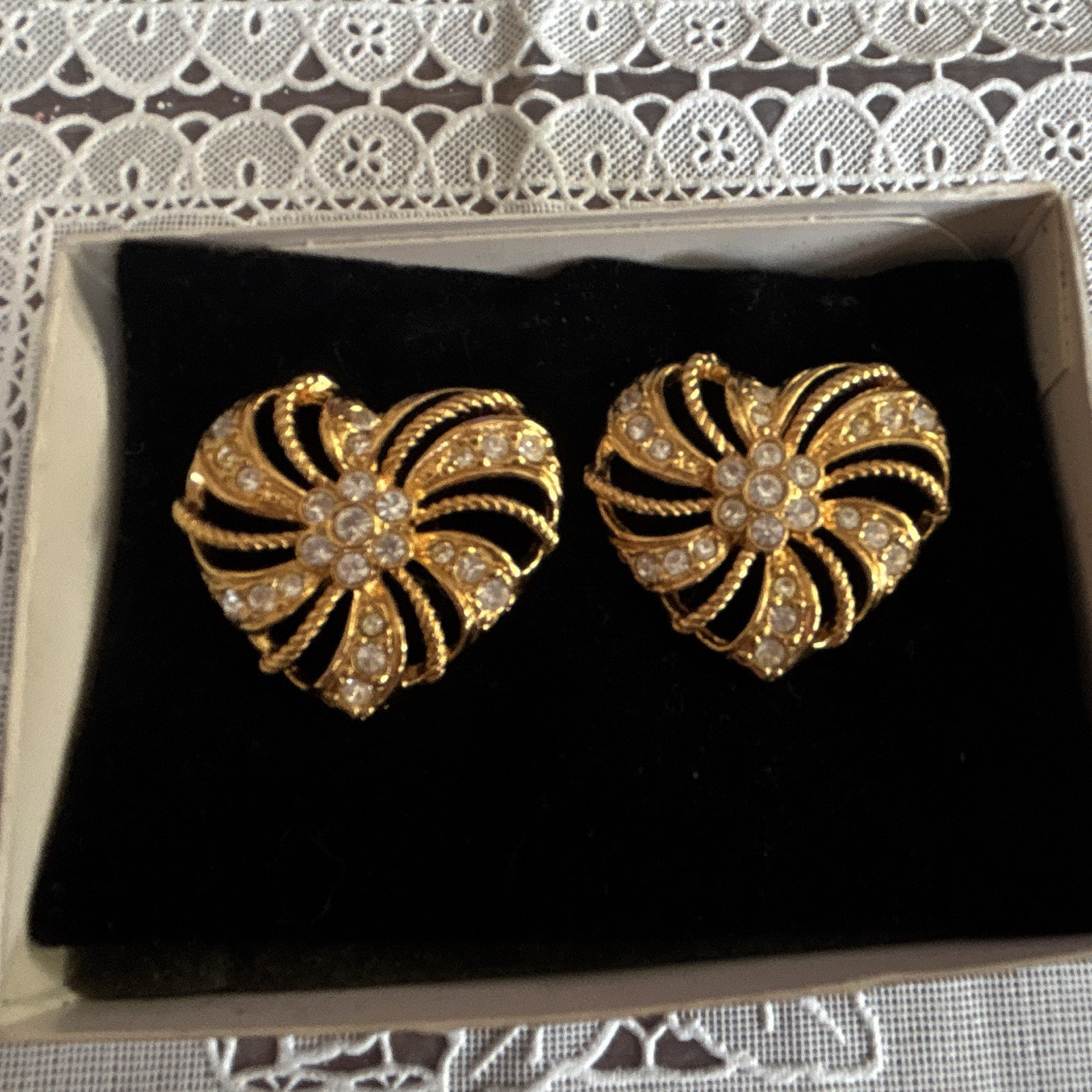 Gold Tone Heart Swirl Stud Earrings Clear Crystal Rhinestones Round Stone