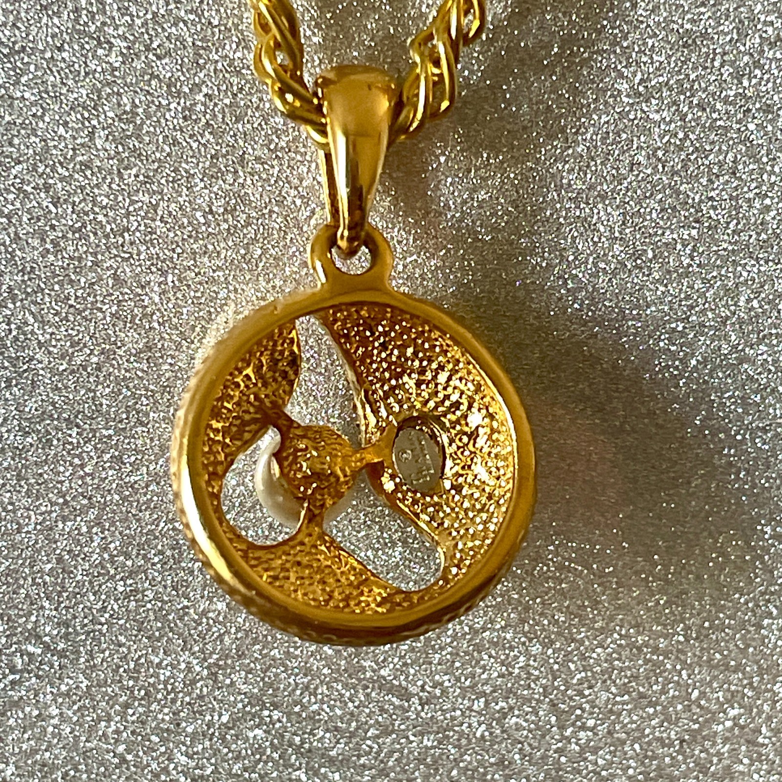 Break-out Orb Necklace by Fallon Rhinestones Faux Pearl 21″ ⅞ x 1⅜ Sphere beawen