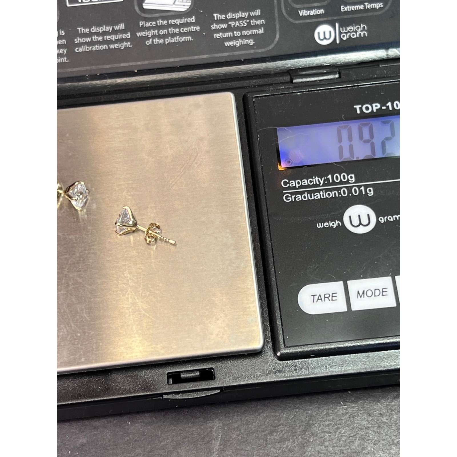 10k yellow gold princess cut 5.1mm cubic zirconia stud earrings