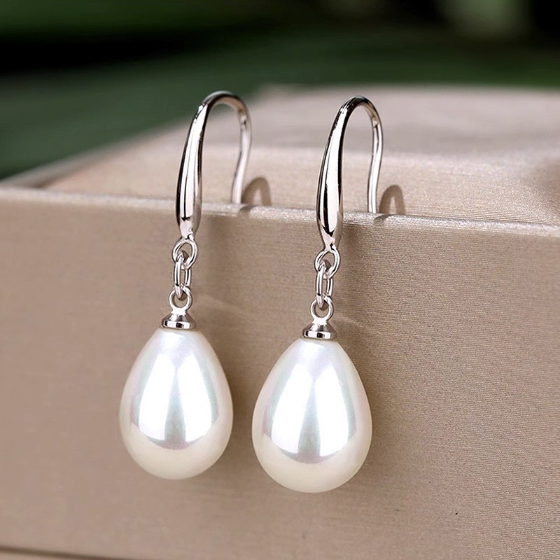 Women’s Elegant Imitation Pearl Pendant Earrings Fashion Ear Hook Copper Jewelry