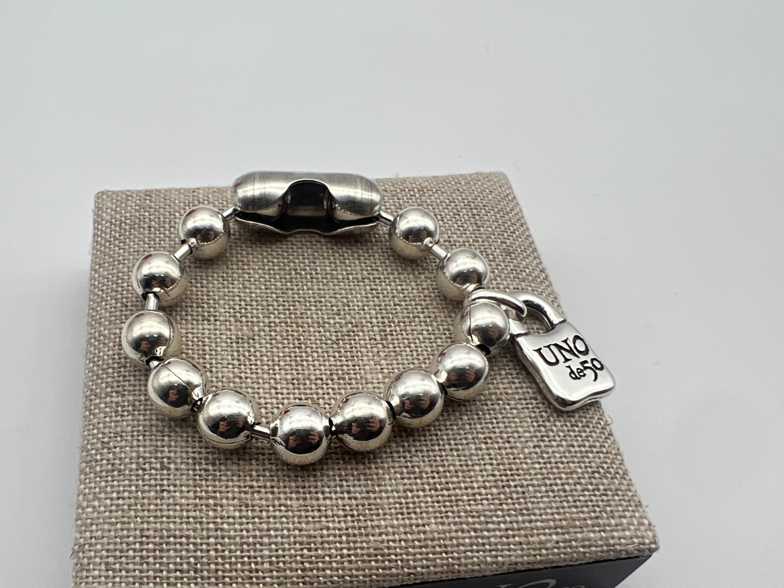 NEW Uno de 50 SNOWFLAKE Bracelet Sterling Silver Plated Beads Size Medium