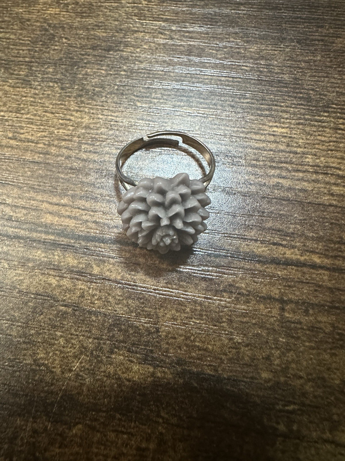 Purple Flower Fashion Cocktail Cosplay Finger Ring, Adult One Size Adjustable