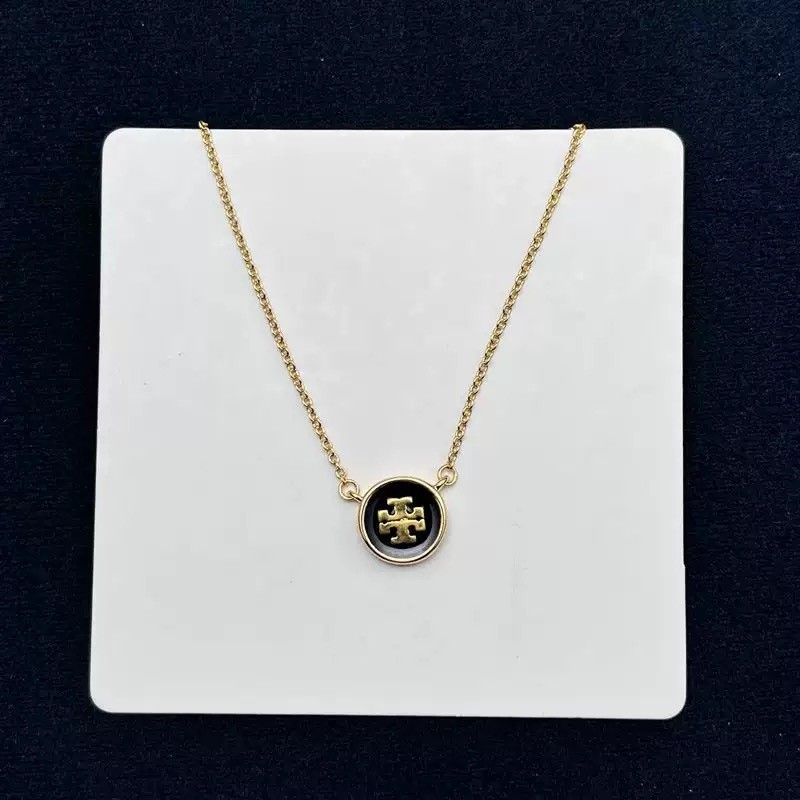 New Tory Black Circle Necklace with Jewelry Pouch Size length : 46cm