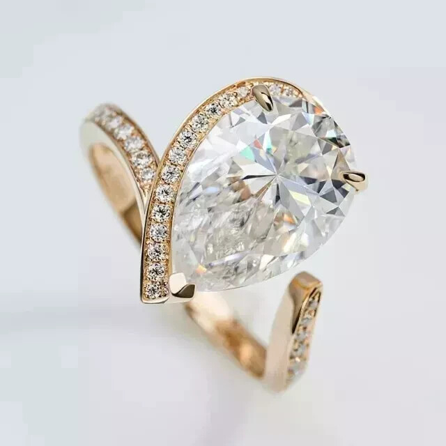 2.60Ct Simulated Diamond Bypass Anniversary Womens Ring 14K Yellow Gold Finish