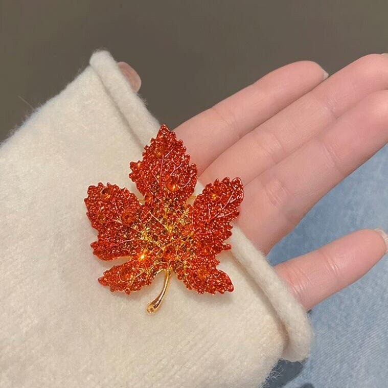1/2/3/4xVintage Maple Leaf Crystal Corsage Brooch Pin Badge Lapel Women Jewelry