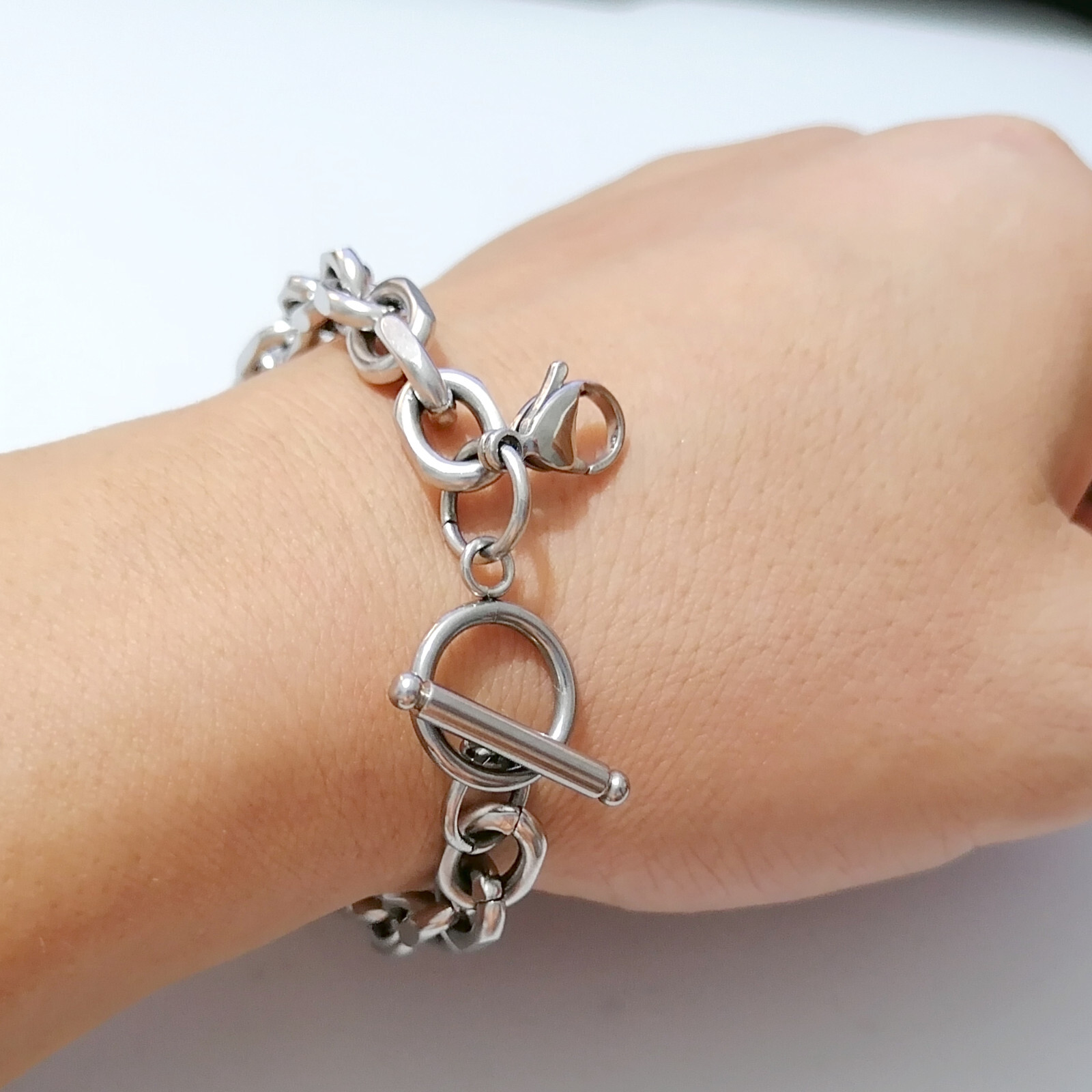 HOT 8mm bracelet S.steel rolo link chain Paired with lobster clasp