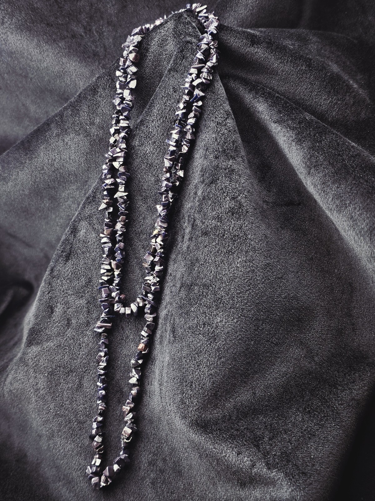 Vintage Blue Goldstone Chip Necklace 34″ Sparkling Midnight Strand 30g