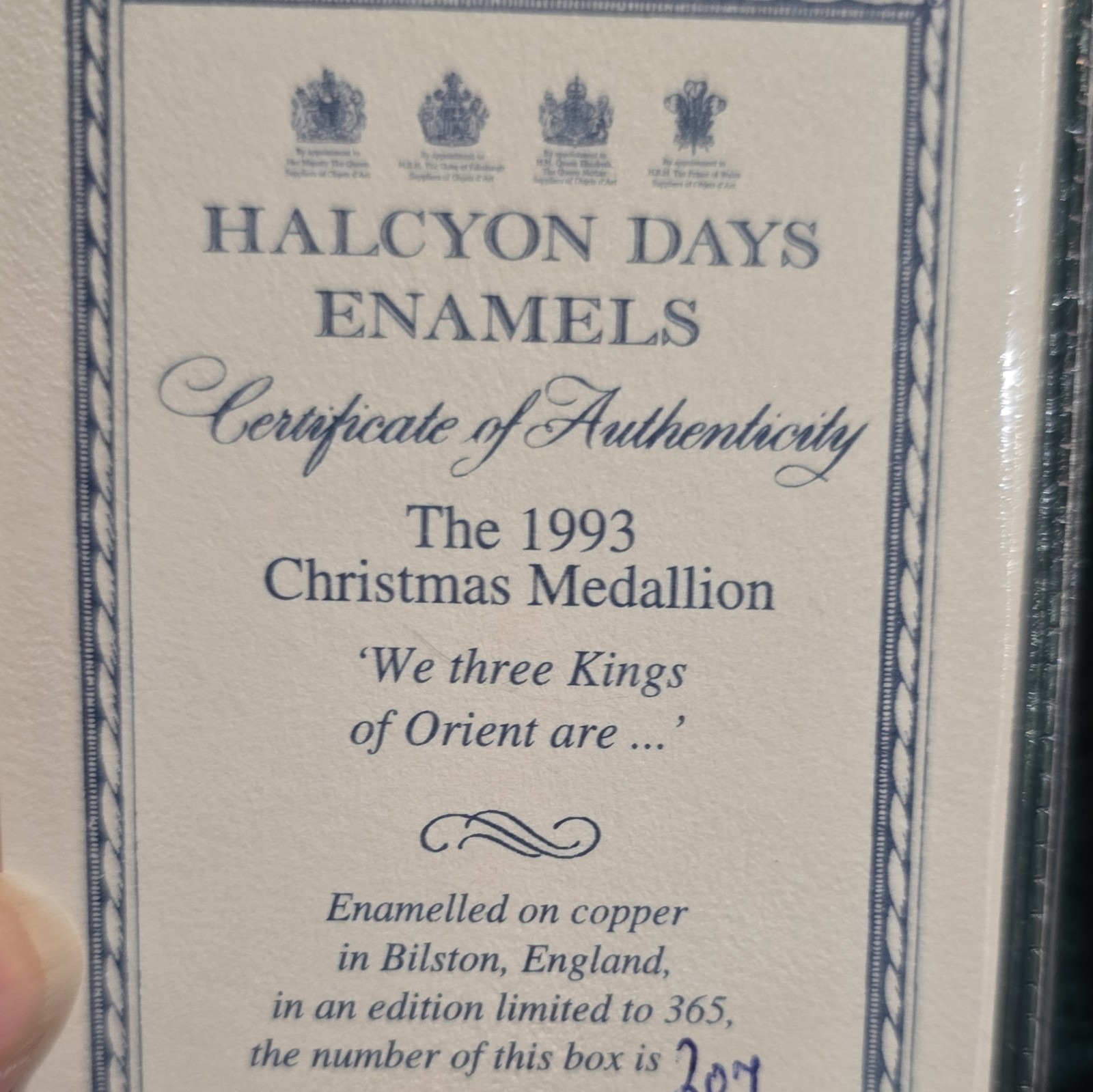 Halcyon Days Enamels 1993 Limited Edition Christmas Medallion Pendant Oval