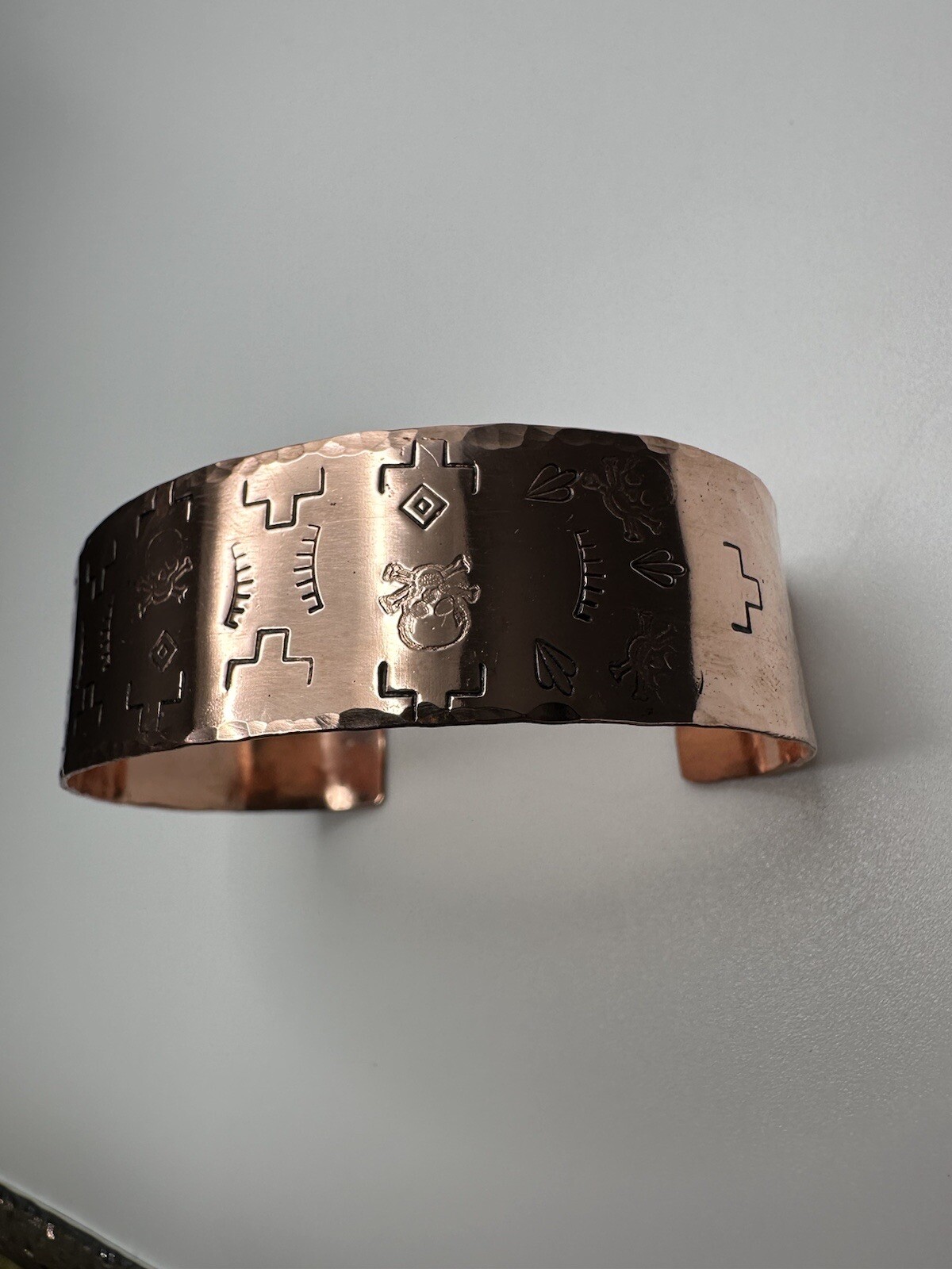 New Solid Copper Skull Hammered Southwestern Style Cuff Signed 2 5/8” X 2cm