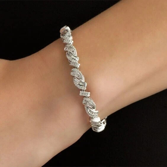 8.19 Ct Round Simulated Diamond Unique Tennis Bracelet 14K White Gold Plated
