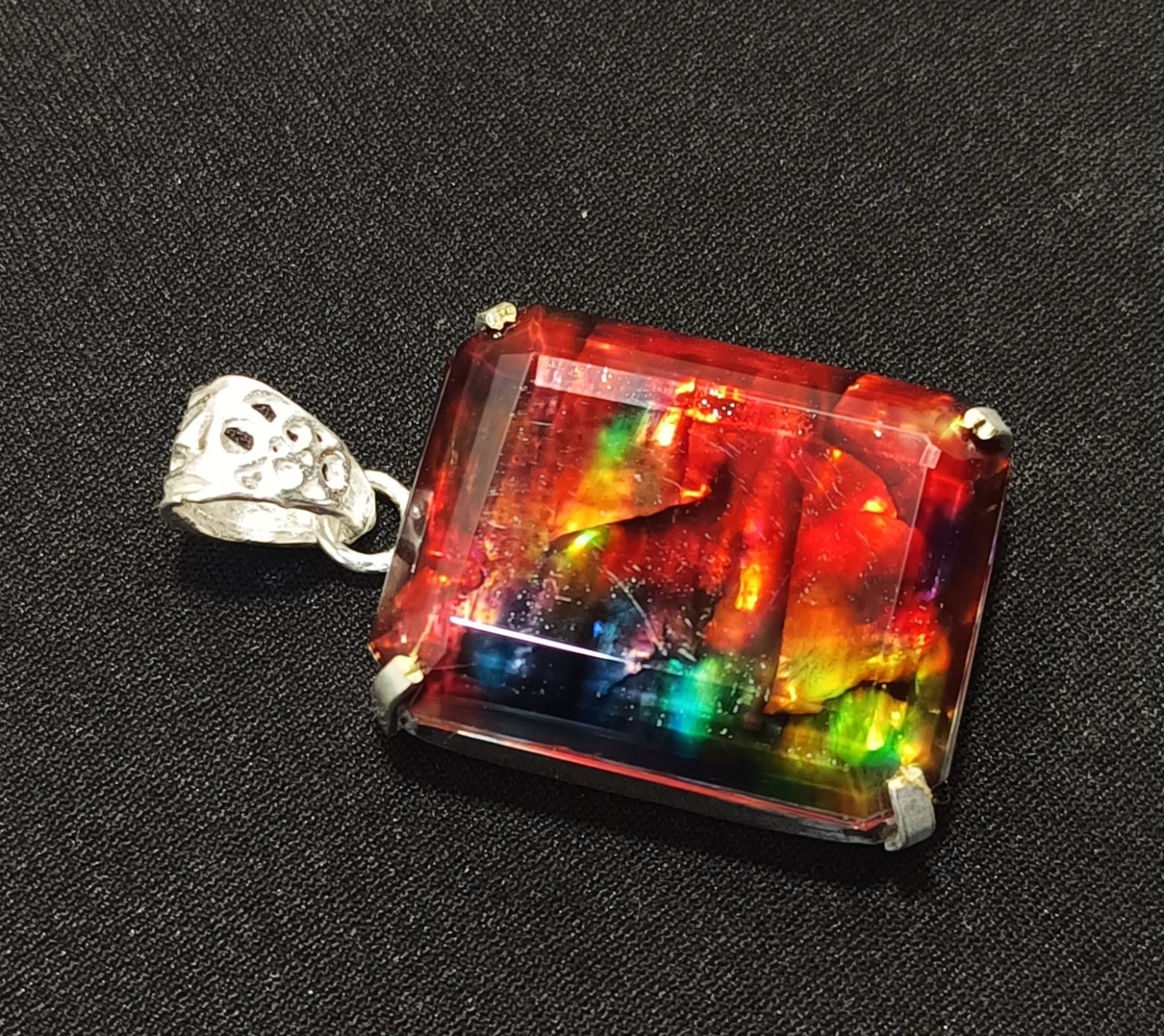62 Ct Natural Ammolite Doublet Rainbow Pendant With Chain Multi Color Gemstone