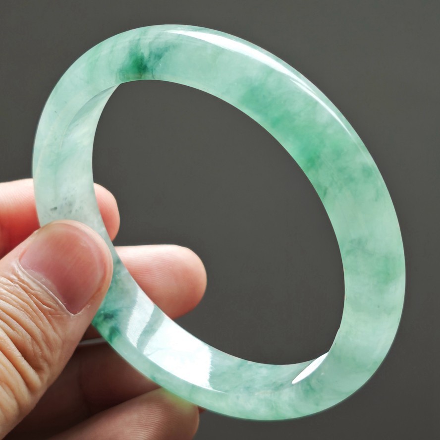 62mm Burma Natural Ice Green Jadeite Bracelet Emerald Jade Bracelet Bangle 4025