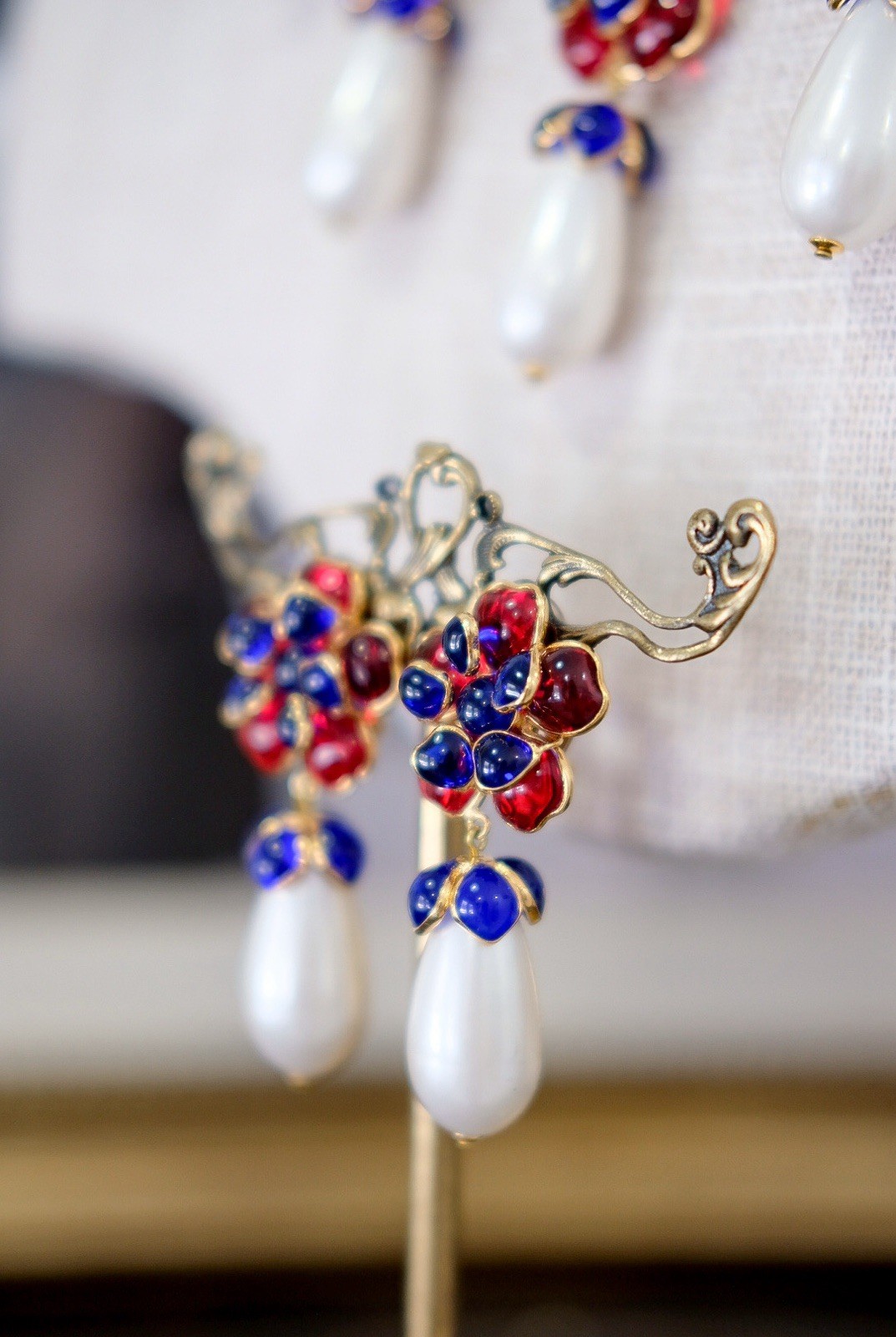 GRIPOIX Paris For LEVINGA 18k Gold Plated Ruby/Sapphire Poured Glass Set