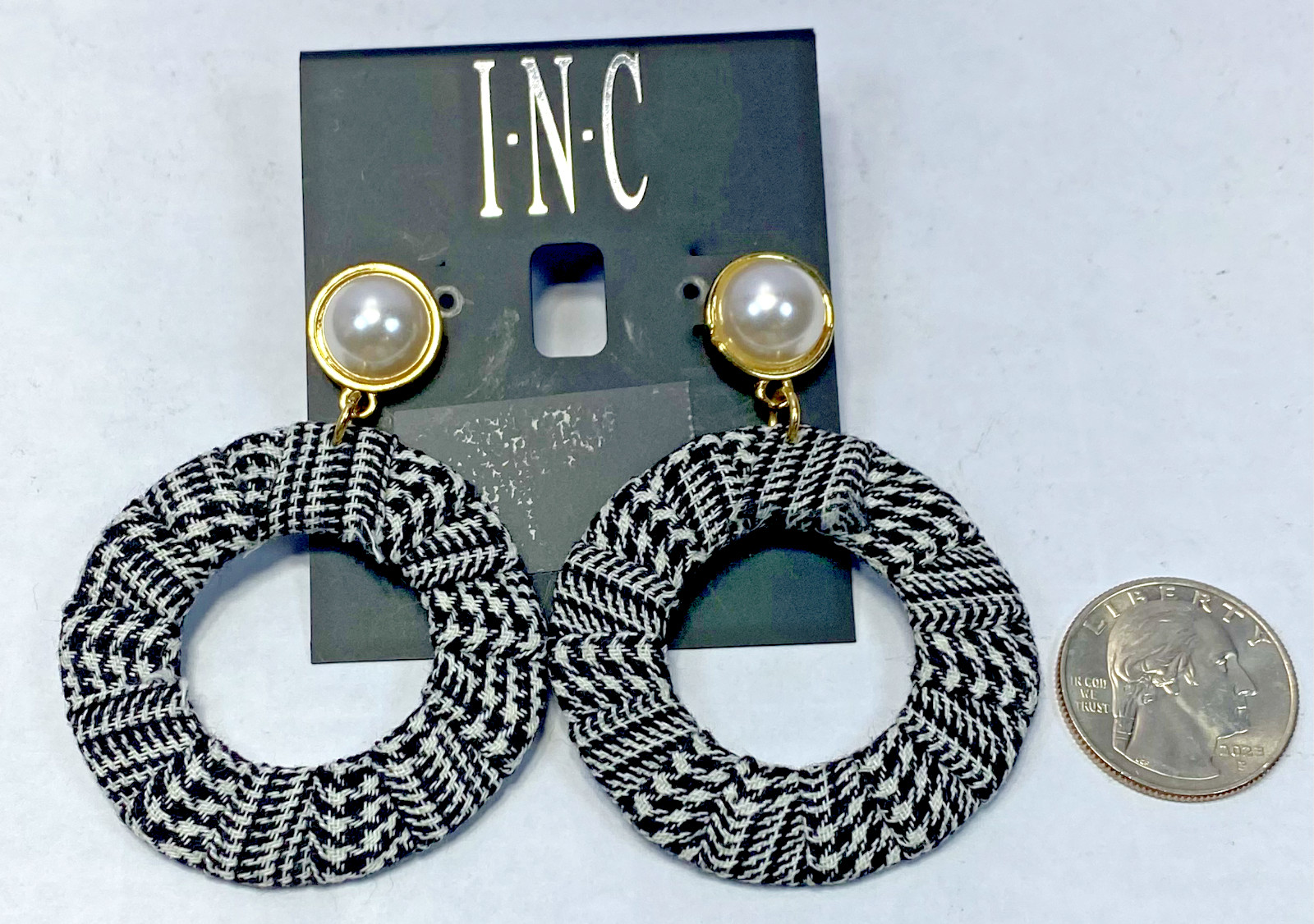 I.N.C. International Concepts Gold Tone Tweed Faux Pearl Gypsy Hoop Earrings NWT