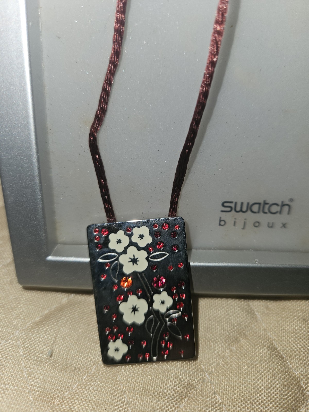 Swatch Bijoux Jewelry: Necklace “CHINESE GARDEN” PREOWNED 2006 CASE/BOX INCLUDED