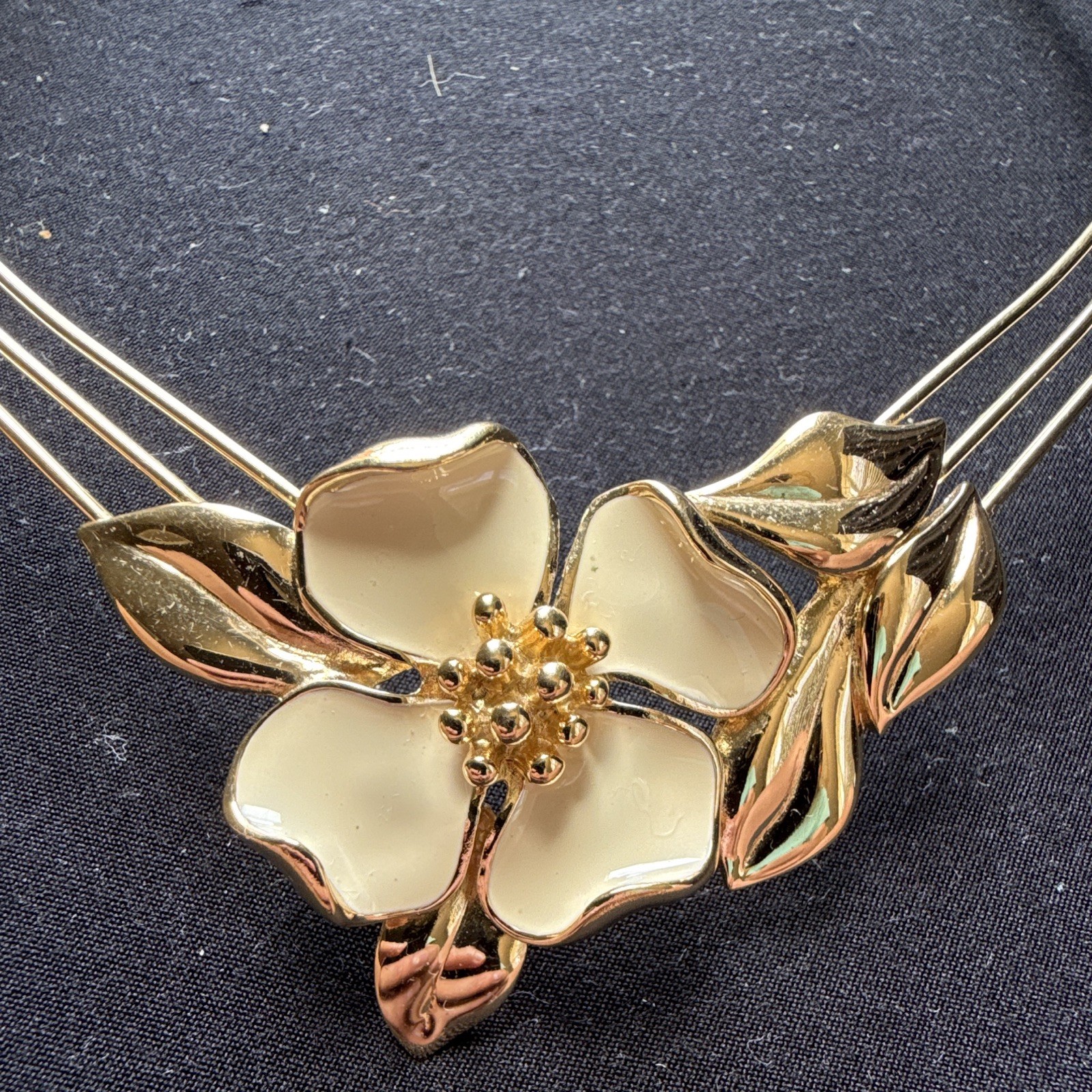 Vintage Trifari Signed Gold Tone White Enamel Flower Collar Necklace