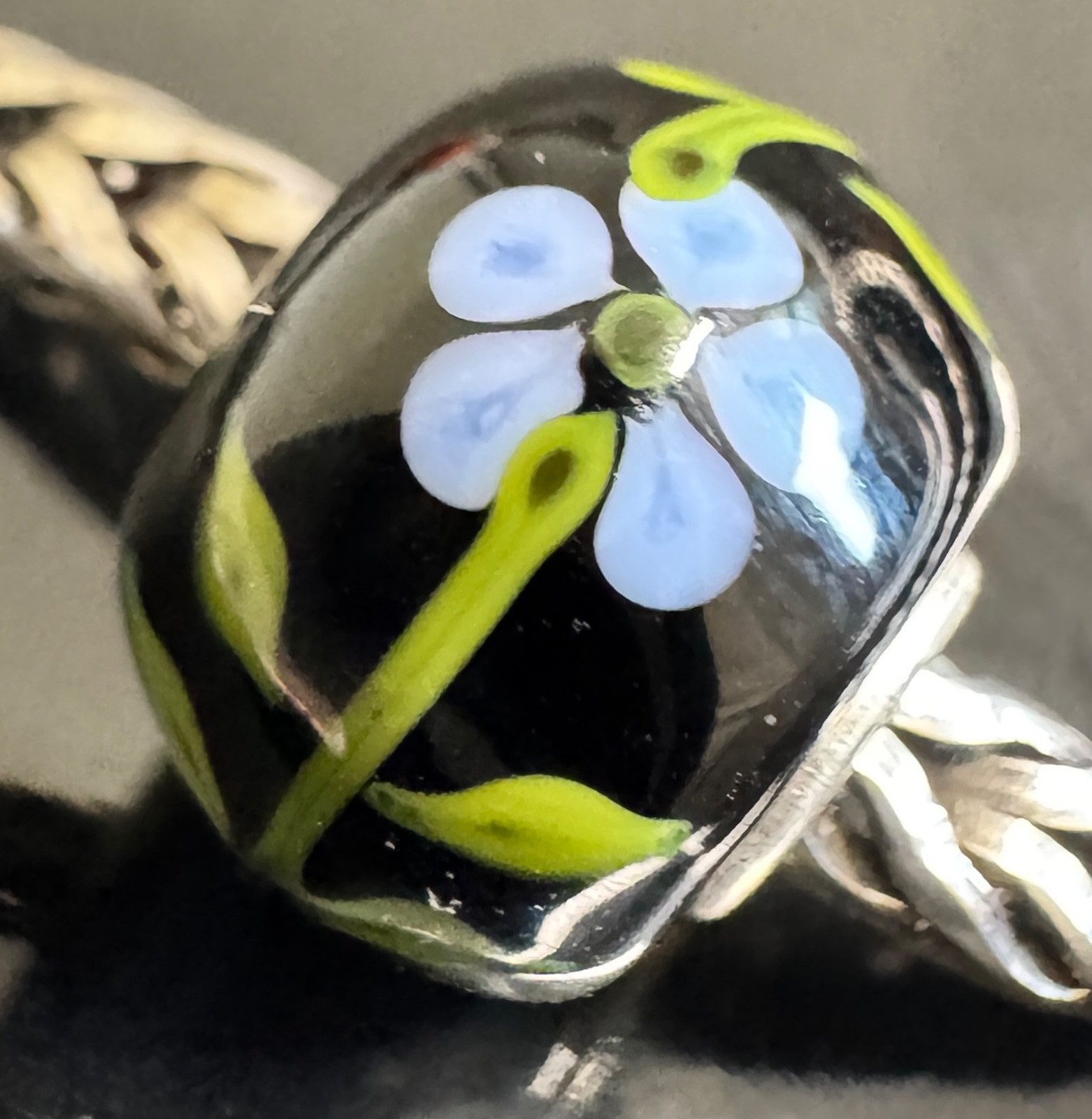 Trollbeads Sterling silver Black Base with Periwinkle blue flower