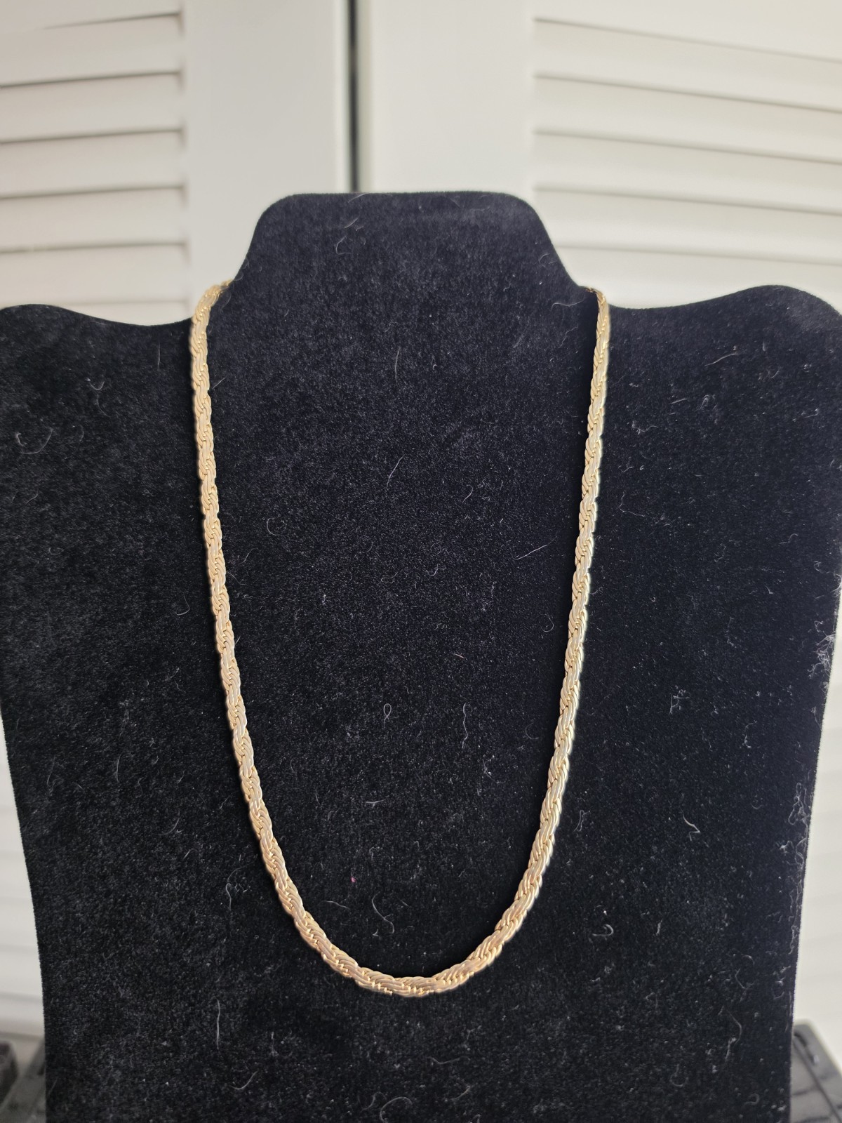 Vintage Gold tone flat rope chain 18 inches 10.67 grams