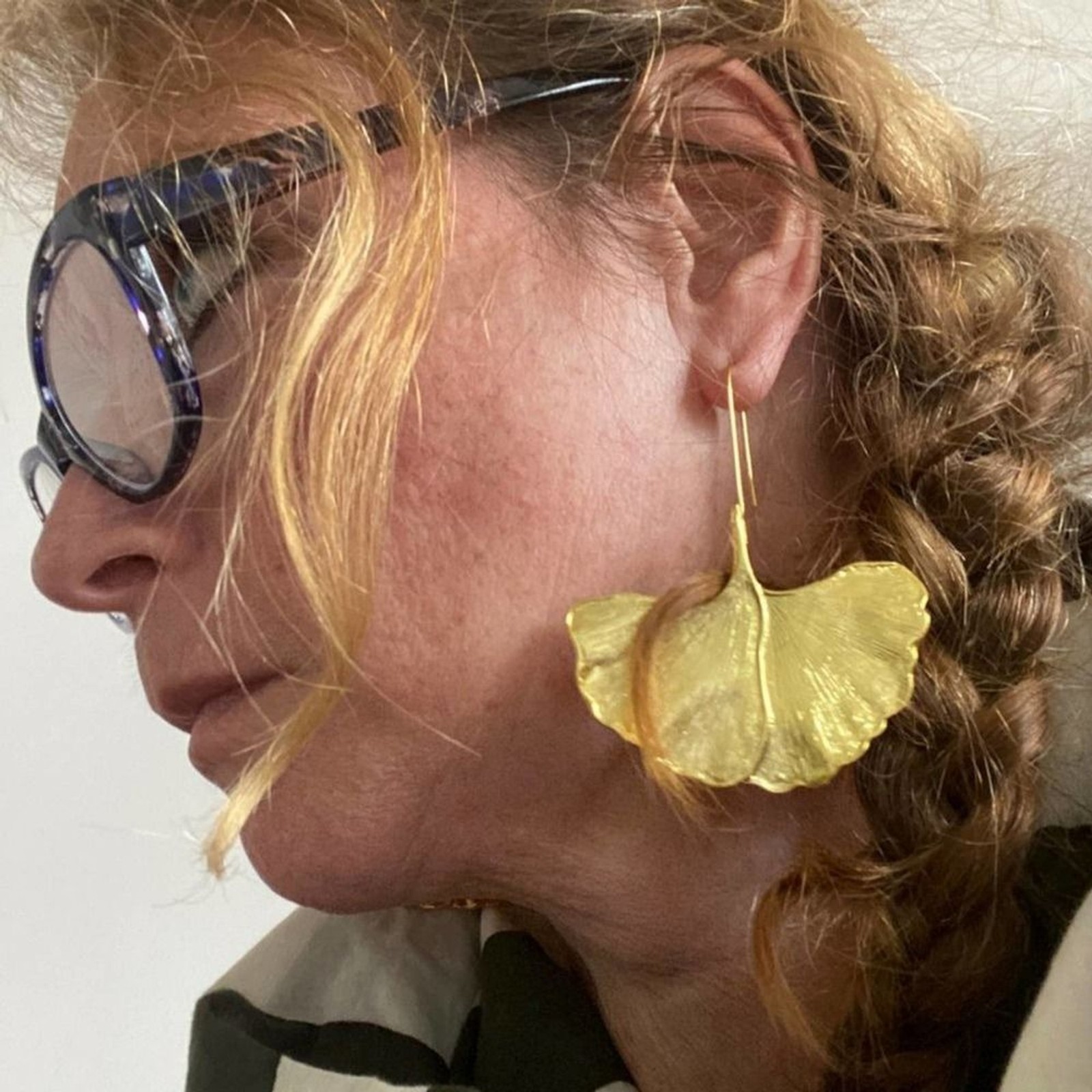 Ginkgo Leaf Gold tone Fan Statement Drop Earrings NEW! 630A4