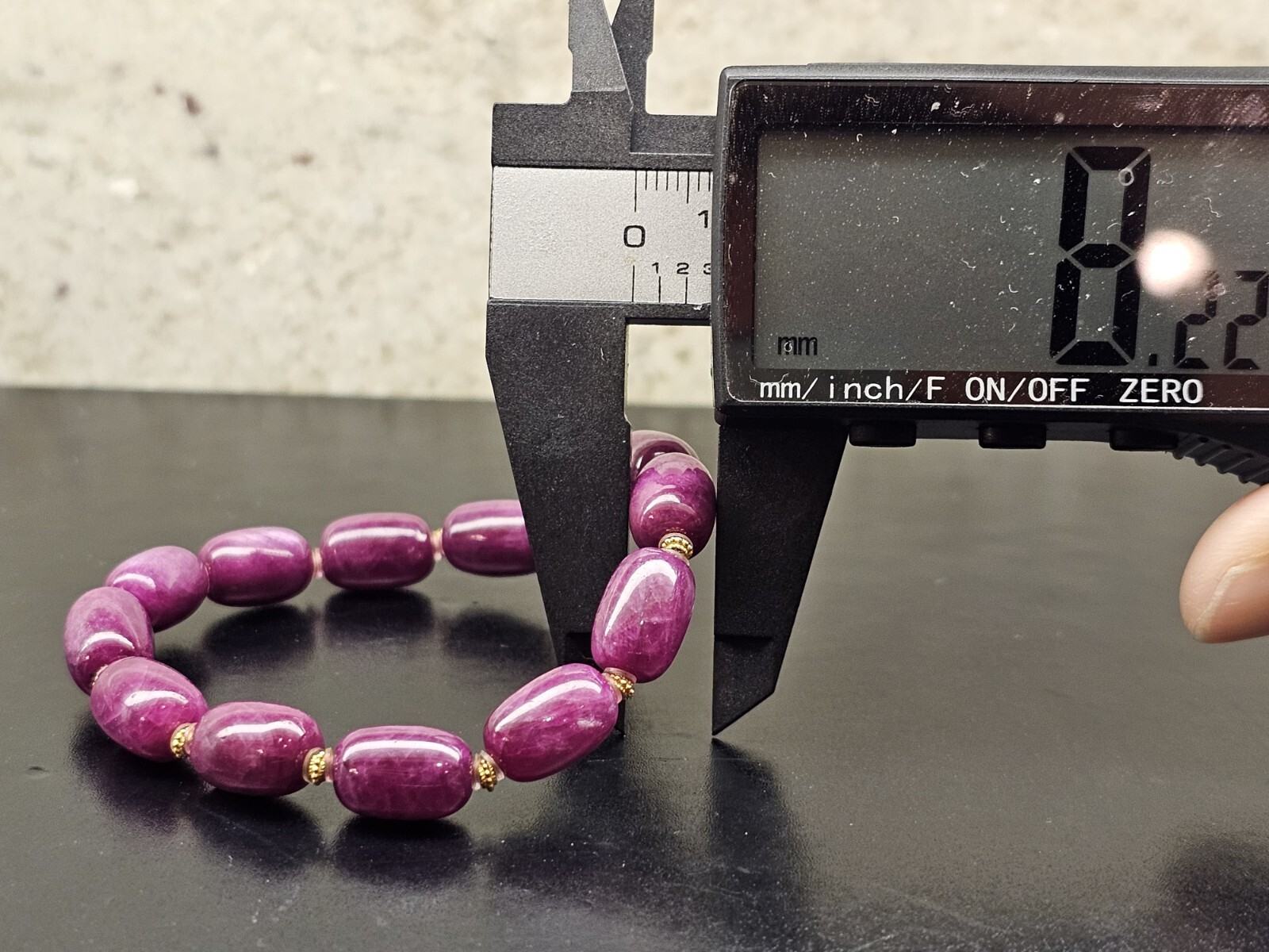 Top Quality Rare Ruby Zoisite Crystal Beads Bracelet With 18k Spacers 8.2mm