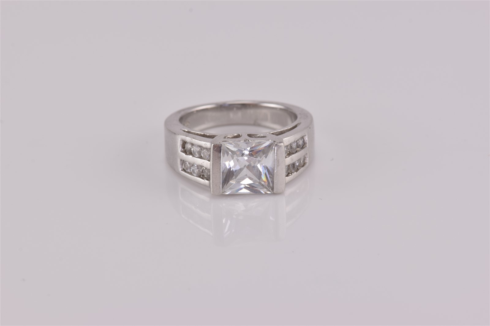 Sterling Silver Tension Set Cubic Zirconia Channel Set Band Ring 8g 925 Sz: 7