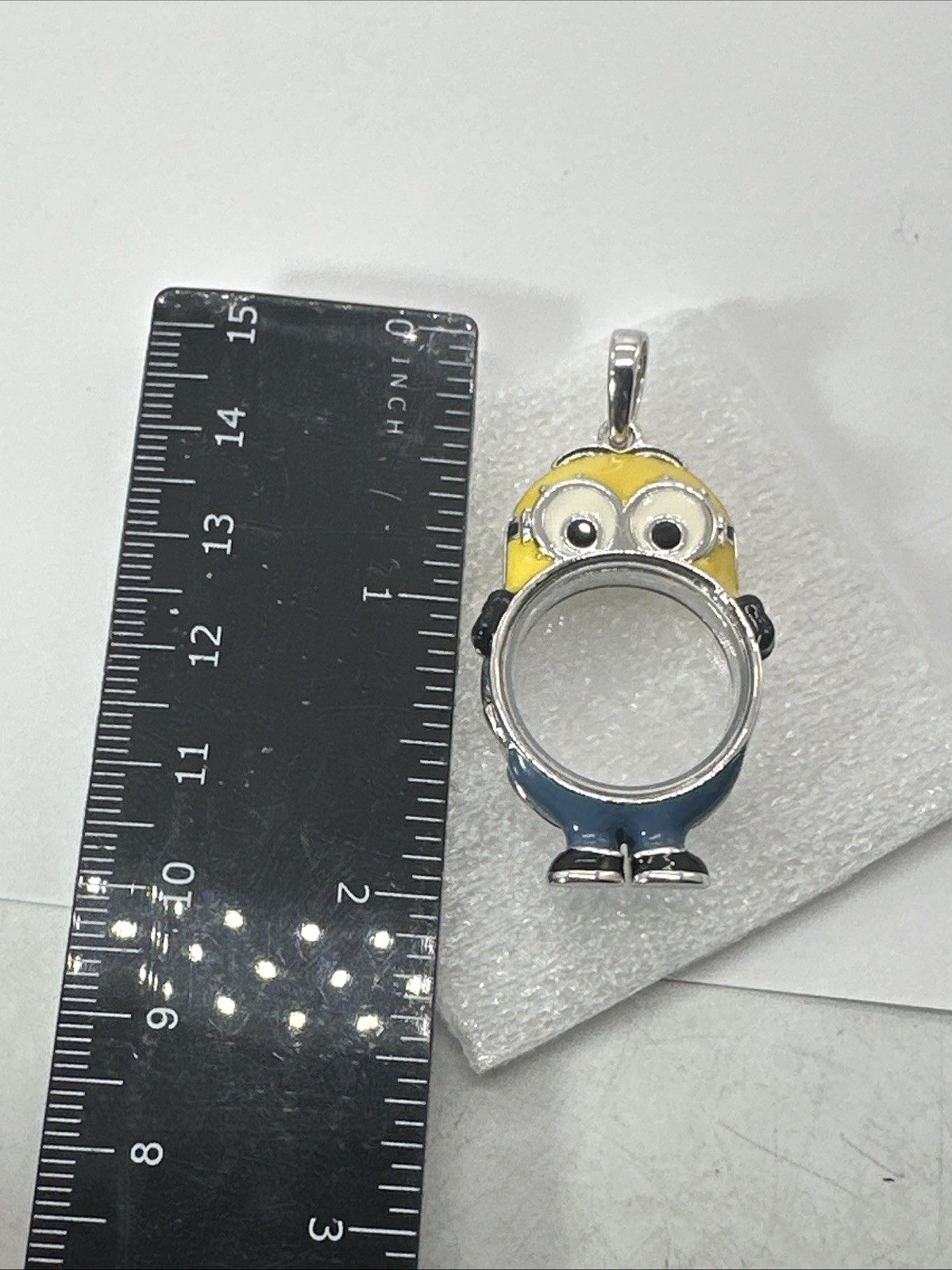 Origami Owl Despicable Me 1.5” Minion Locket For Necklace DM3 LK1032 No Charms