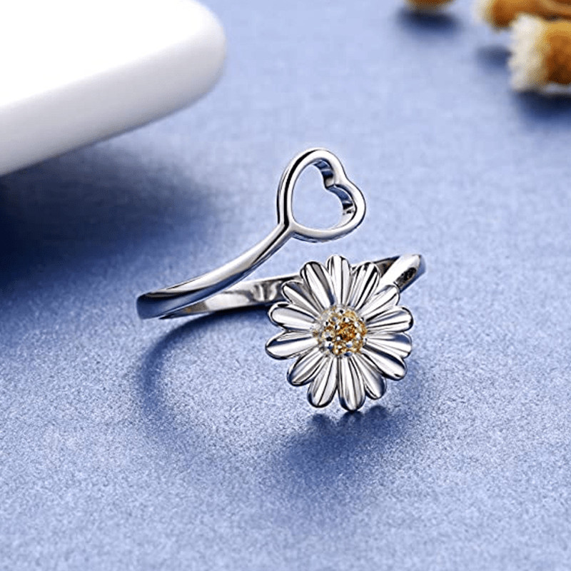 Elegant Daisy Flower Heart Ring Women’s Fashion Adjustable Opening Ring Alloy