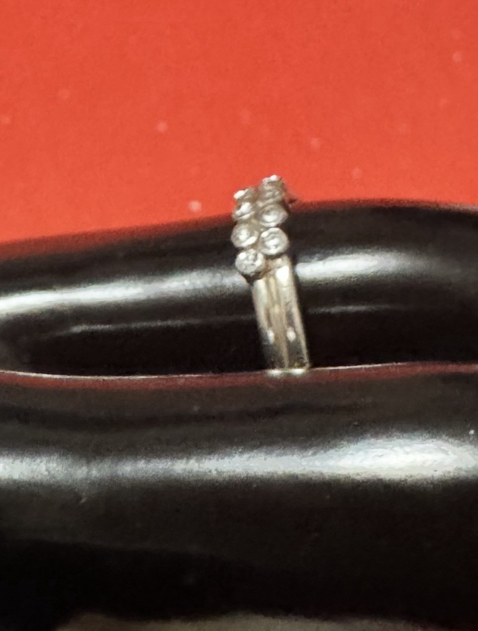 Silver-Tone Band Ring w/ Round White Crystal Cluster Stones • Size 8