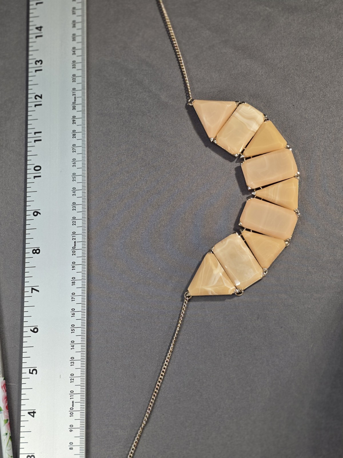 Geometric Beige Statement Necklace – Gold-Tone Chain | Neutral Resin Stone…
